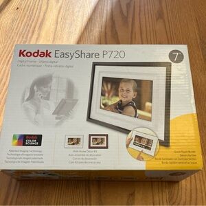 Kodak EasyShare 7in Digital Picture Frame NIB